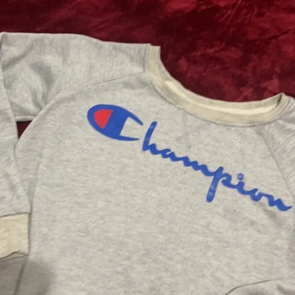 Champion Women’s Crewneck - Picture 2 of 3